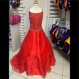 Girls Size 10 Valentine Red Beaded Pageant Formal Ballgown Formal Evening Dress